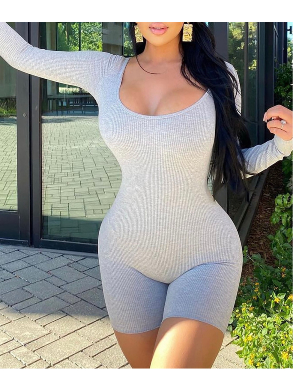 Heather grey Fashion Nova Daisy Snatched Romper. Small